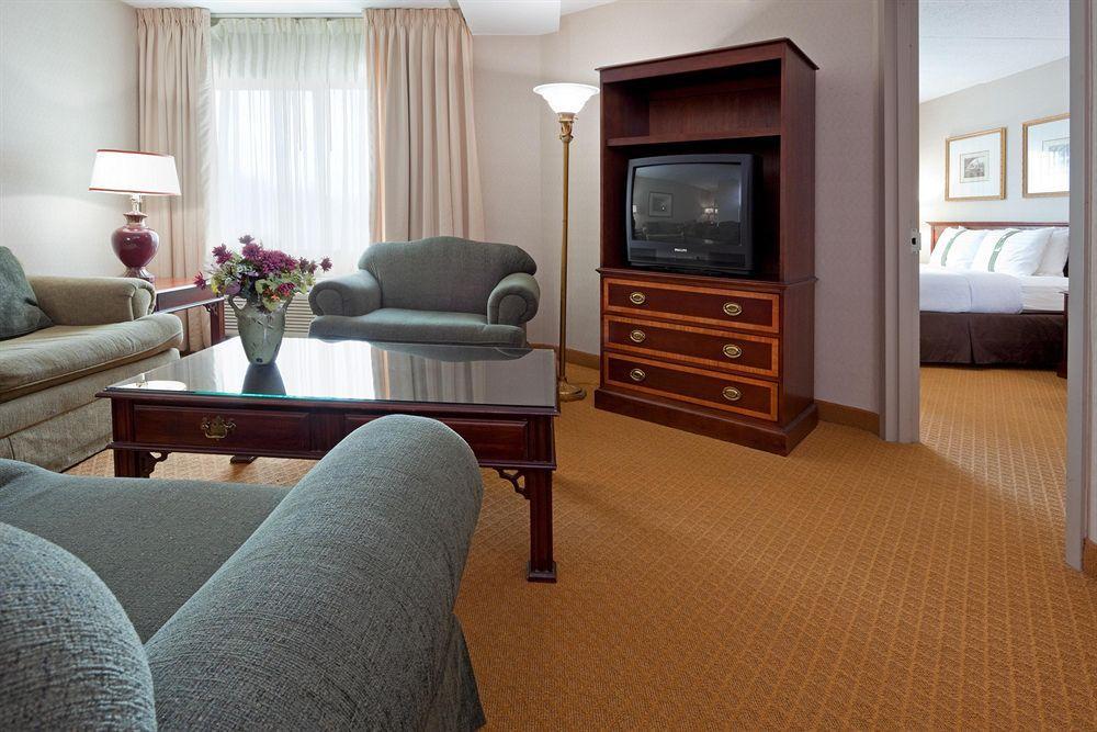 Holiday Inn Budd Lake - Rockaway Area By Ihg Стая снимка